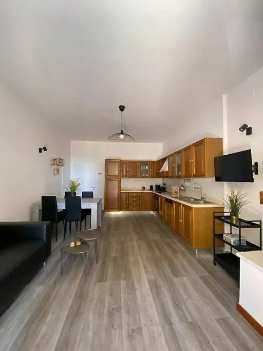 Tra San Gimignano E Volterra Apartment
