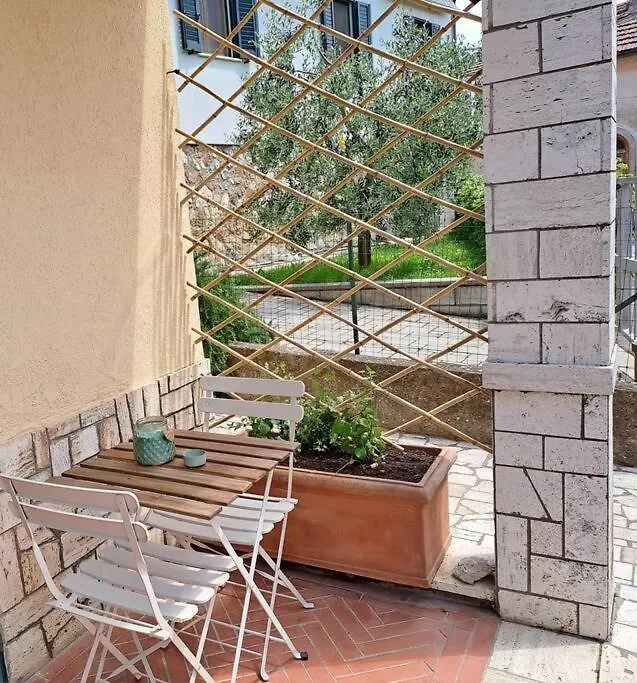דירות Tra San Gimignano E Volterra